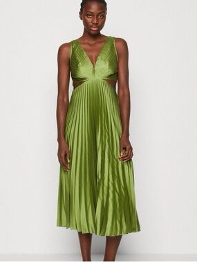 NWOT Abercrombie & Fitch Green Pleated Cutout Midi Dress